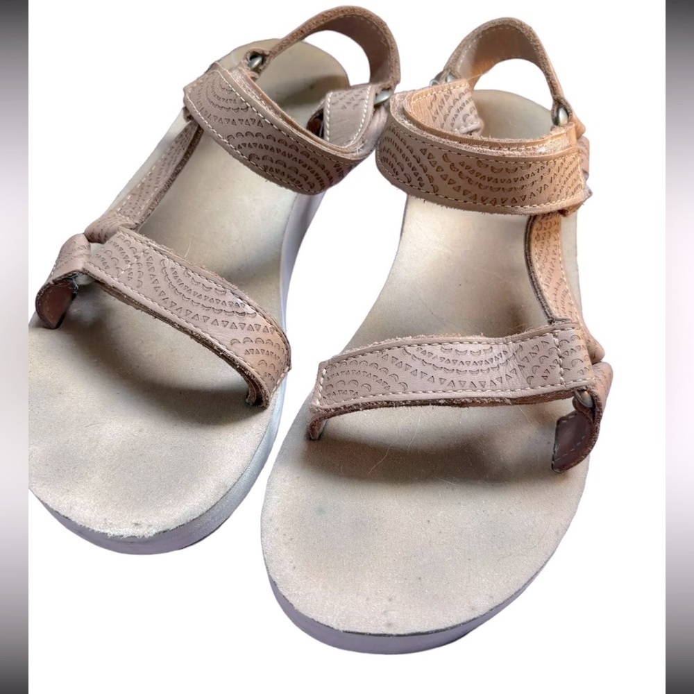 Teva Midform Women's Original Universal Sandal Size 9 Brown Leather Grooveline